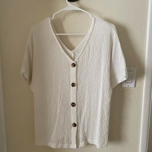 Boutique blouse with buttons